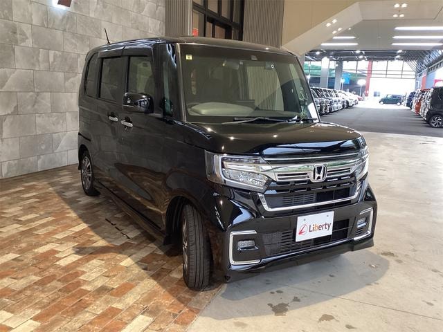 Honda N-BOX CUSTOM 2023 — фото автомобиля 1