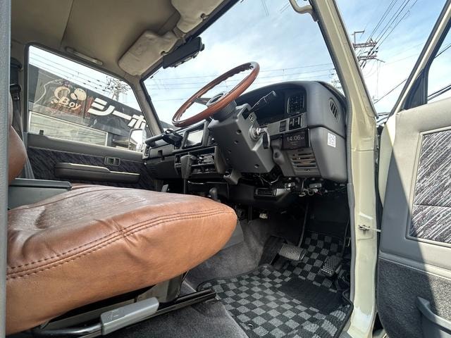 Миниатюра 12