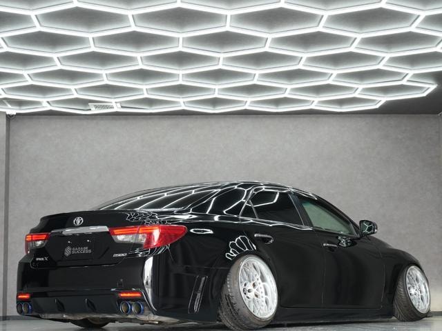 Миниатюра 16