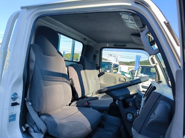 Isuzu ELF TRUCK 2013 — фото автомобиля 1