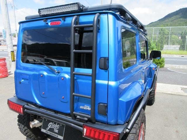 Миниатюра 18