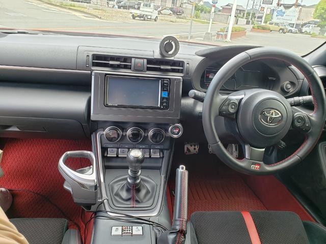 Миниатюра 16