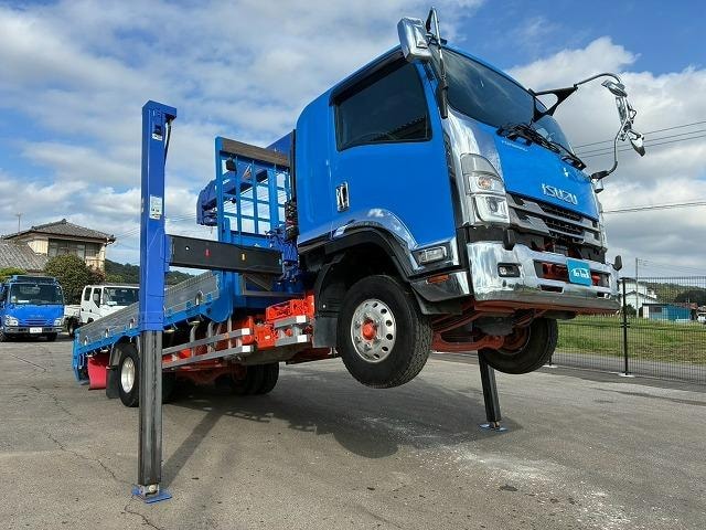 Миниатюра 32