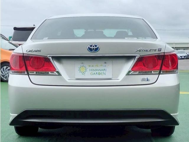 Toyota CROWN HYBRID 2015 — фото автомобиля 1