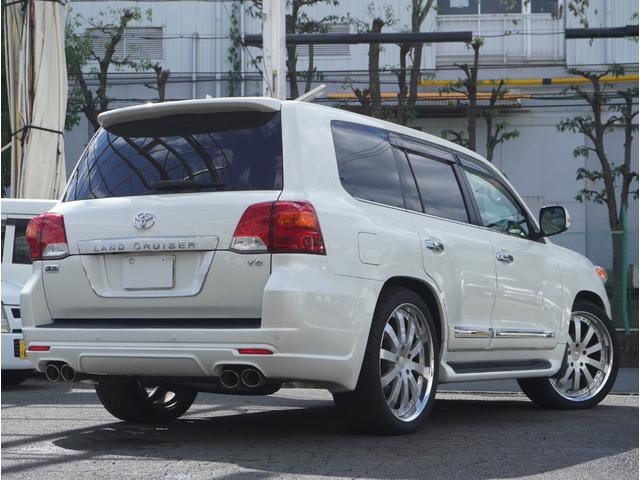 Миниатюра 11