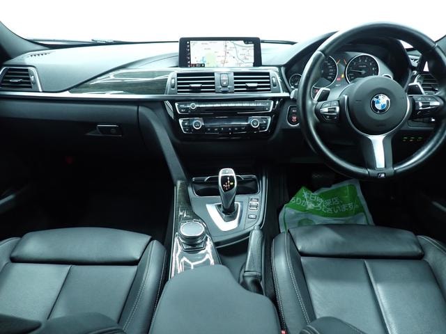 Bmw 3 SERIES 2018 — фото автомобиля 1