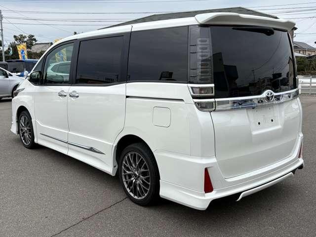 Миниатюра 18