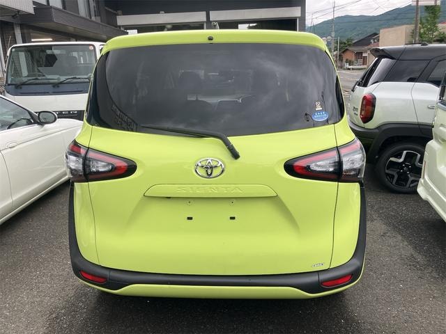 Toyota SIENTA 2015 — фото автомобиля 1
