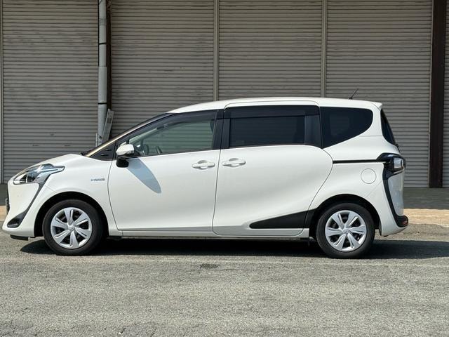 Toyota SIENTA 2020 — фото автомобиля 1