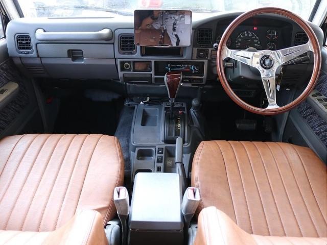 Toyota LAND CRUISER PRADO 1994 — фото автомобиля 1