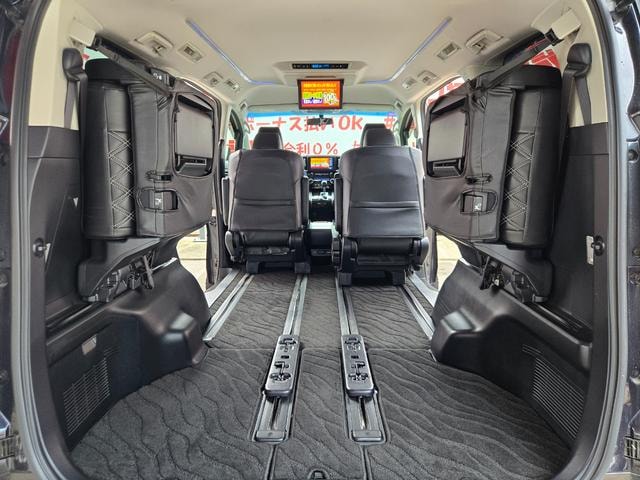 Toyota ALPHARD 2016 — фото автомобиля 1