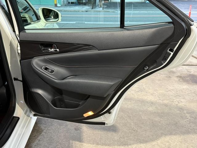 Миниатюра 32