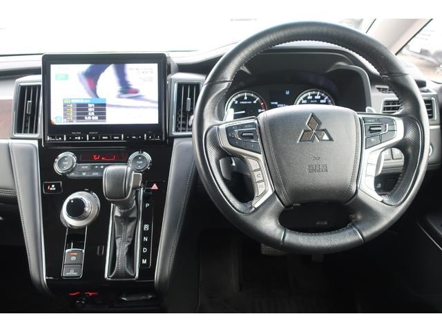 Mitsubishi DELICA D:5 2019 — фото автомобиля 1