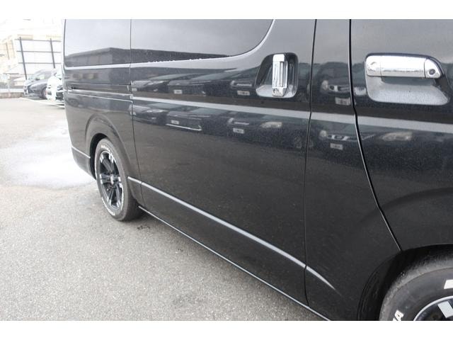 Toyota HIACE VAN 2023 — фото автомобиля 1