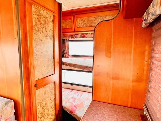 Миниатюра 22