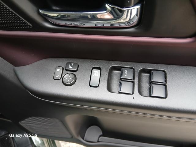 Миниатюра 12