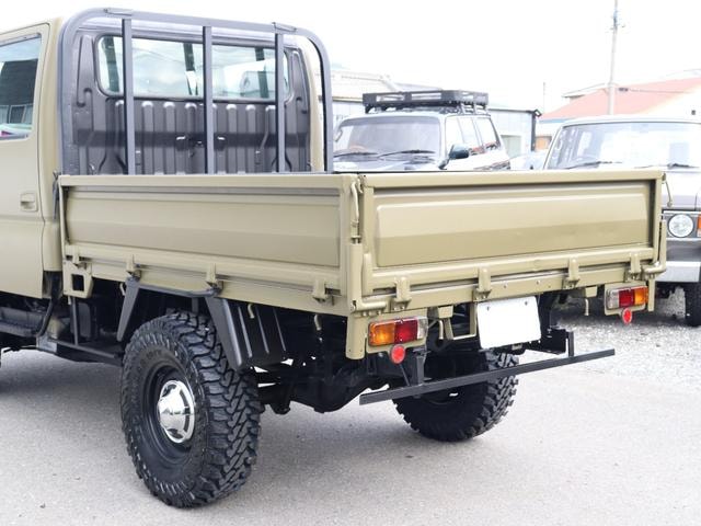 Миниатюра 27