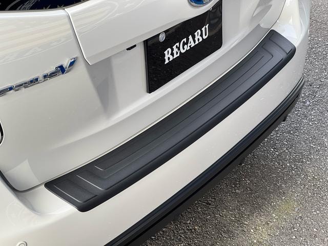 Toyota PRIUS ALPHA 2018 — фото автомобиля 1