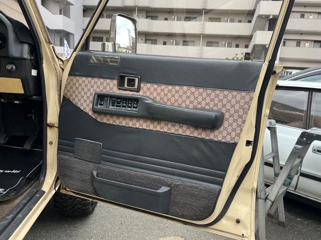 Миниатюра 30
