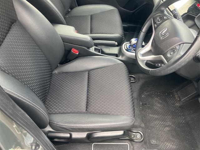 Honda FIT HYBRID 2014 — фото автомобиля 1