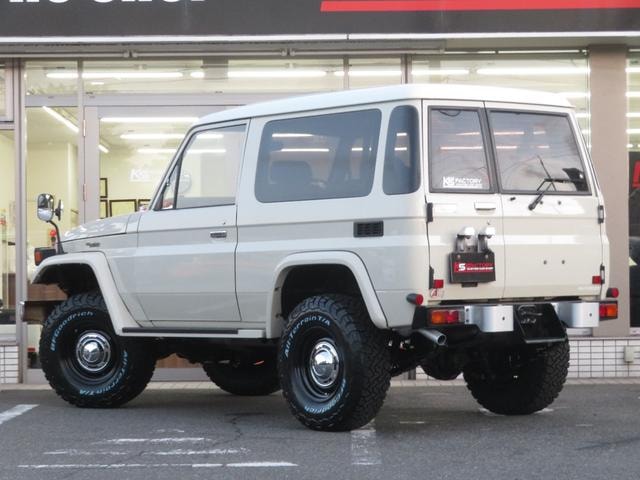 Миниатюра 44