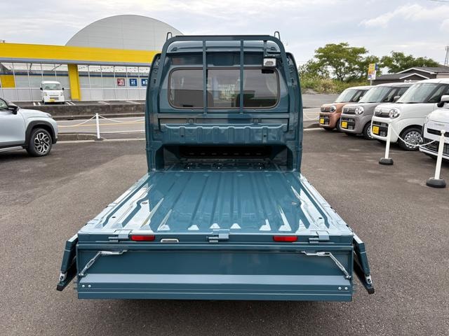 Миниатюра 18