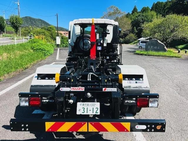 Миниатюра 16