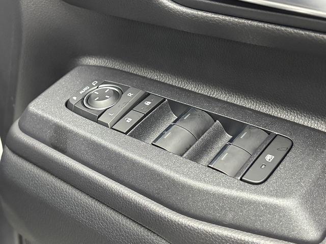 Миниатюра 38