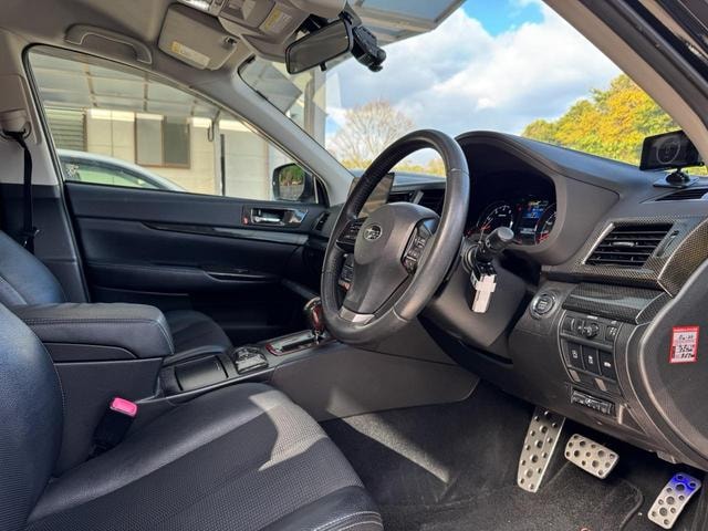 Subaru LEGACY TOURING WAGON 2012 — фото автомобиля 1