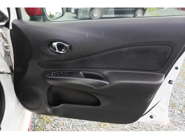 Nissan NOTE 2015 — фото автомобиля 1