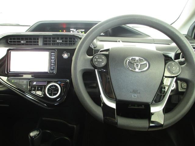 Toyota AQUA 2018 — фото автомобиля 1