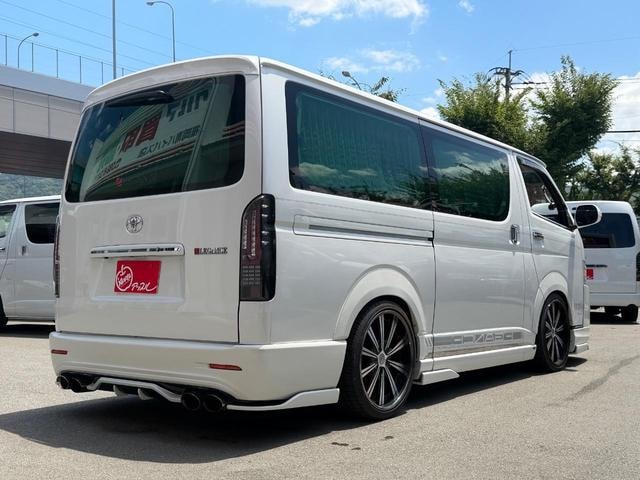 Миниатюра 28