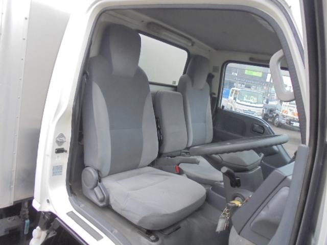 Isuzu ELF TRUCK 2015 — фото автомобиля 1