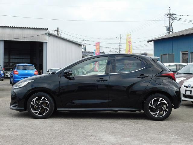 Toyota YARIS 2020 — фото автомобиля 1