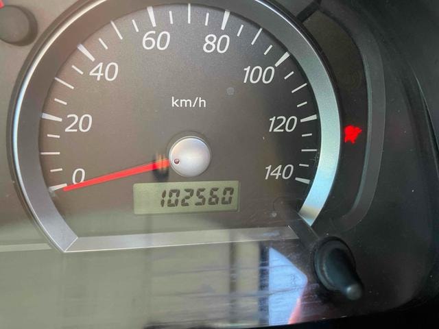 Suzuki JIMNY 2011 — фото автомобиля 1