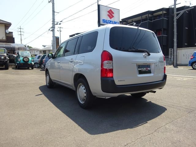 Toyota PROBOX 2018 — фото автомобиля 1