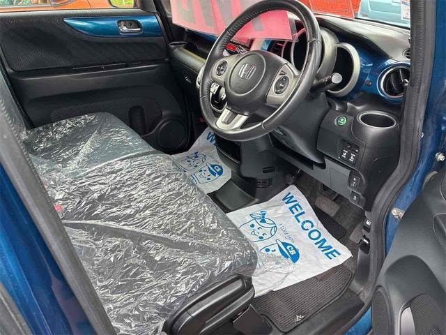 Миниатюра 12