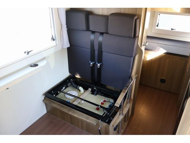 Миниатюра 37