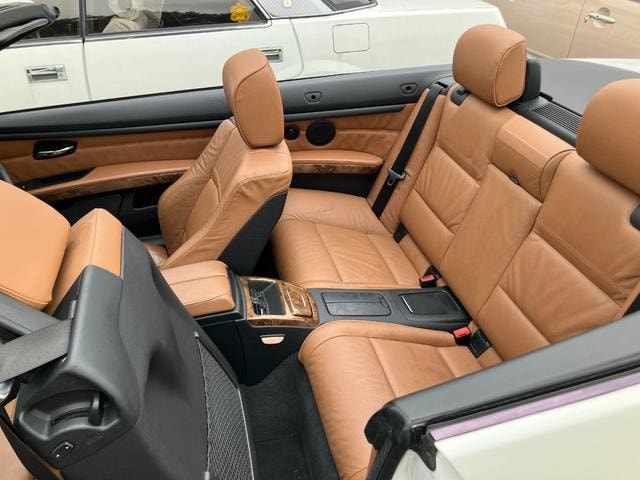 Bmw 3 SERIES 2008 — фото автомобиля 1