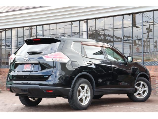 Nissan X-TRAIL 2014 — фото автомобиля 1