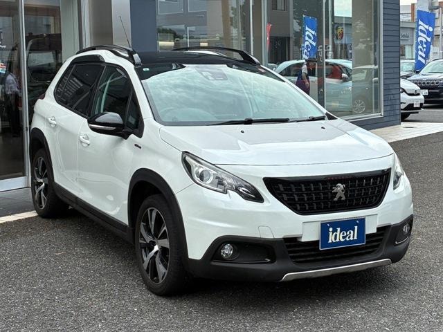 Peugeot 2008 2017 — фото автомобиля 1
