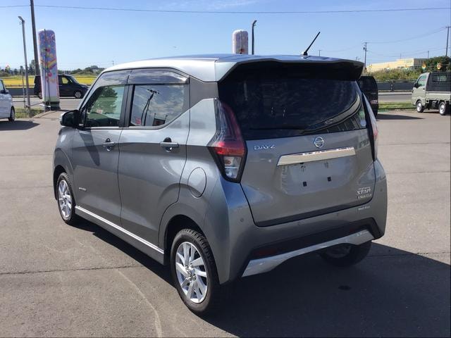 Миниатюра 12