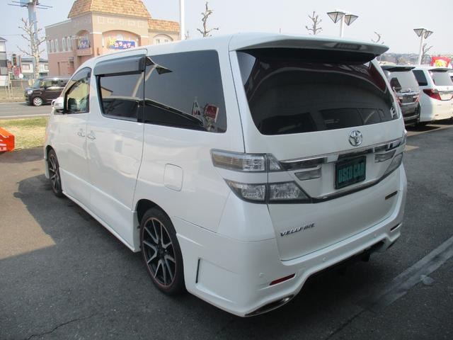 Toyota VELLFIRE 2014 — фото автомобиля 1