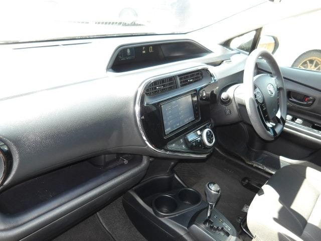 Toyota AQUA 2021 — фото автомобиля 1