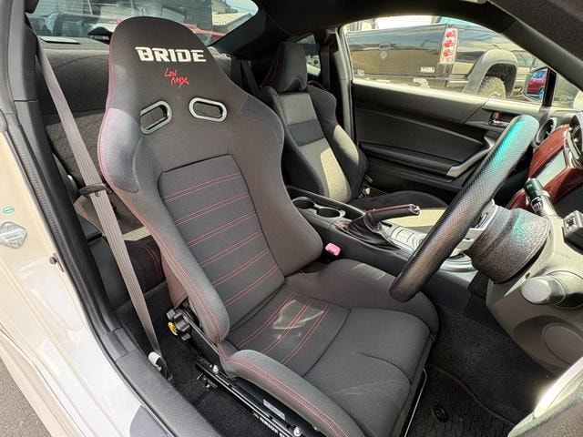 Миниатюра 10