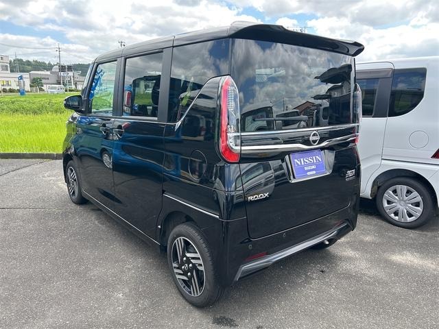 Nissan ROOX 2024 — фото автомобиля 1