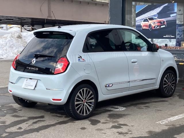 Миниатюра 9