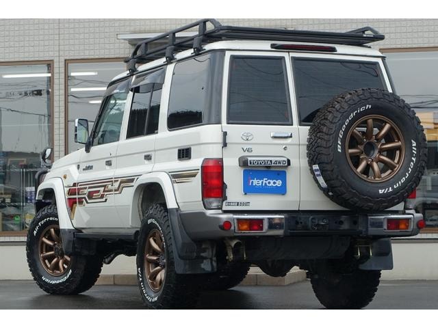 Миниатюра 10