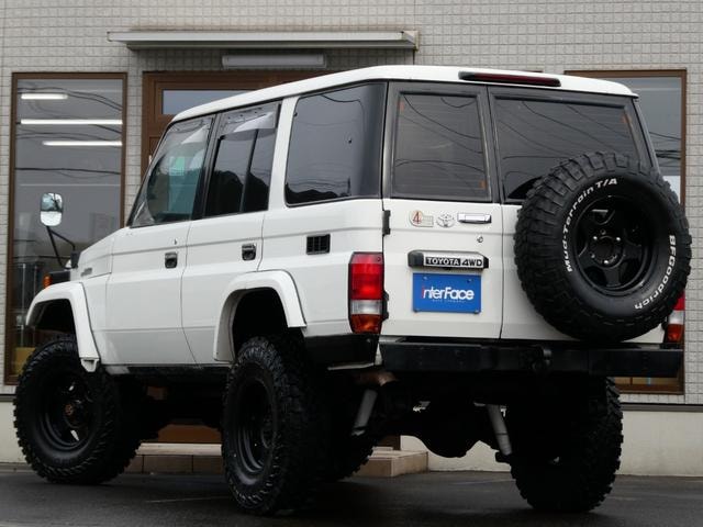 Миниатюра 12