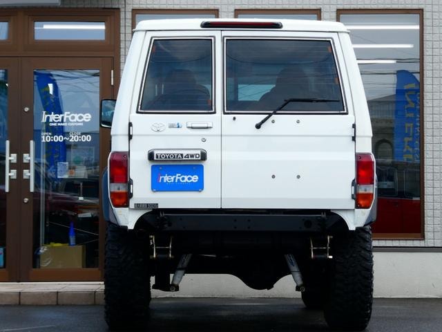Миниатюра 14